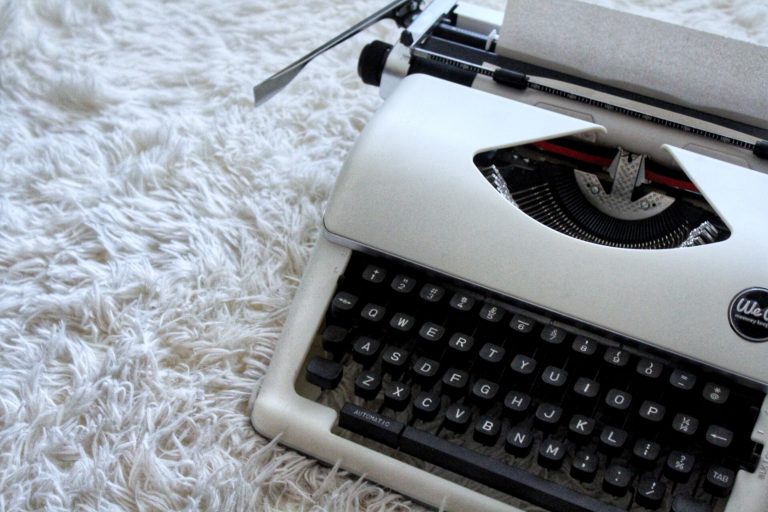 COPYWRITING: A Complete Guide For Beginners